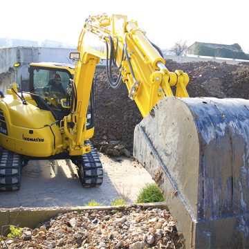 Komatsu PC88MR-10 midi graafmachine