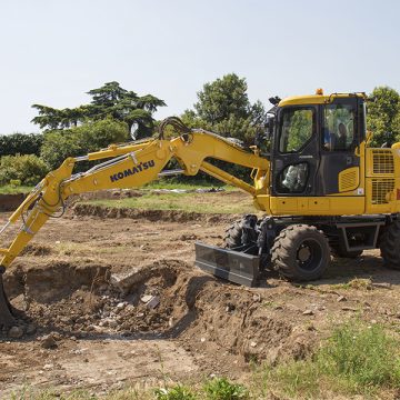 Komatsu PW98MR-10 graafmachine