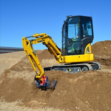 Komatsu PC26MR5